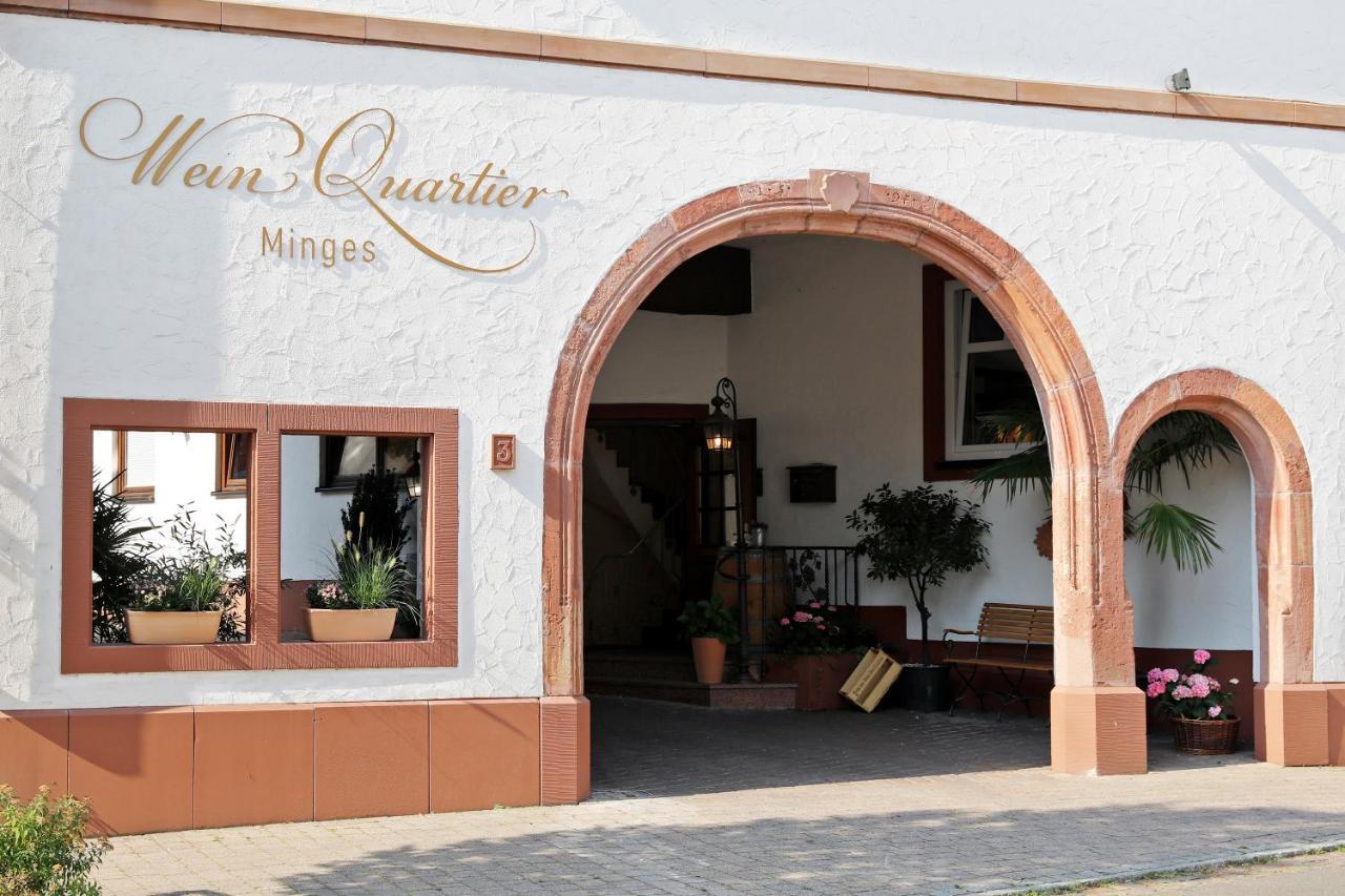 Weinquartier Minges Hotel Kirrweiler  Buitenkant foto